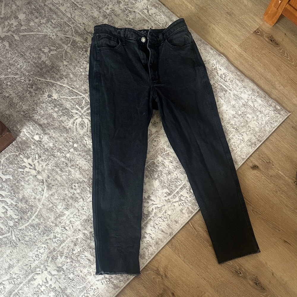 Hollister Women's Black Ankle Jeans